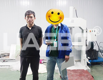 江蘇某新材料公司80L雙行星攪拌機